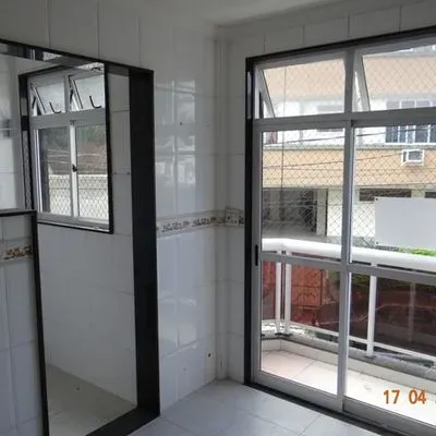 3-bedroom apartment, 1 with its own bathroom, 97 m² — photo 14