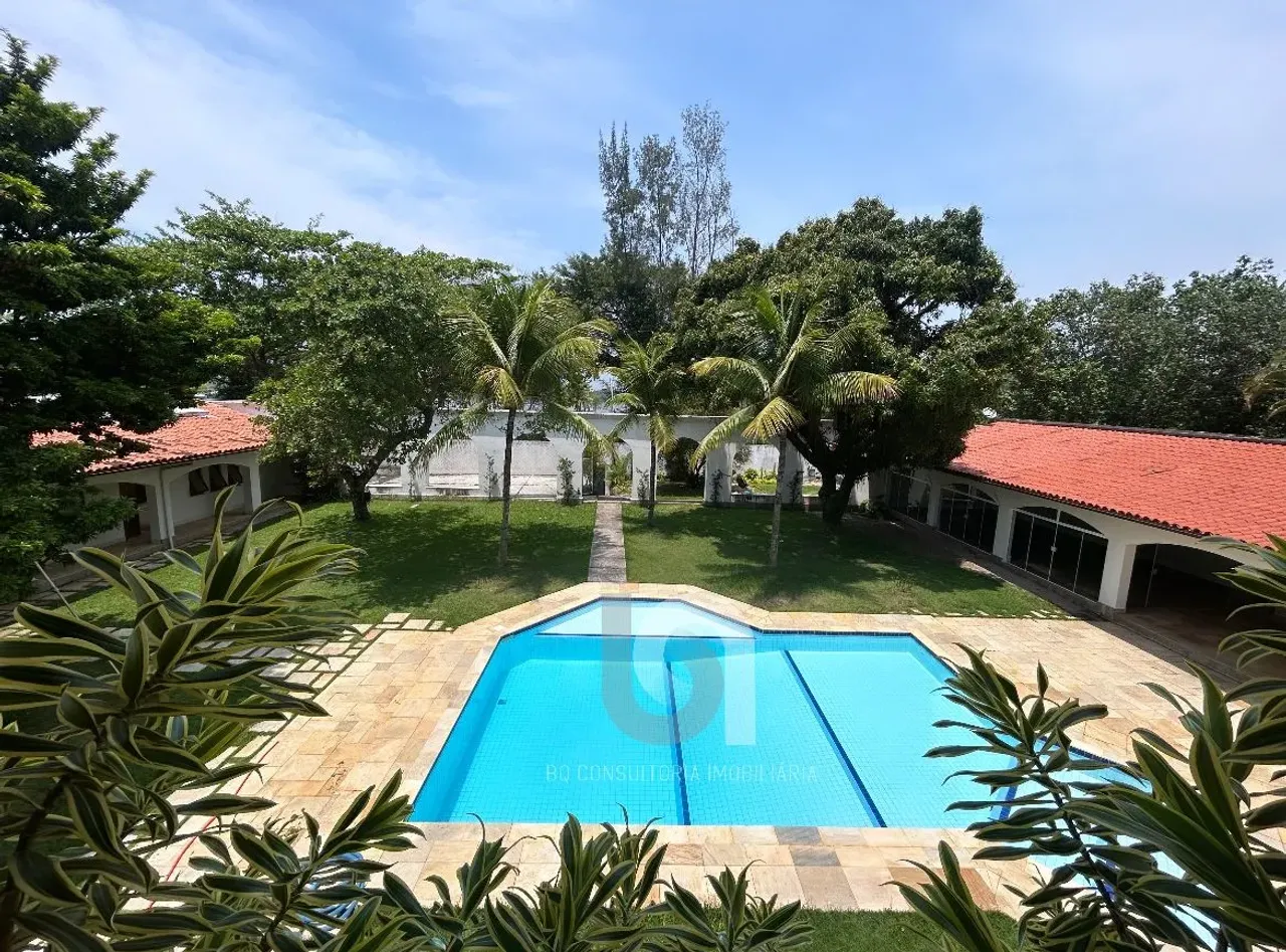 Casa sin amueblar con 5 dormitorios y parrilla en la terraza — photo 10