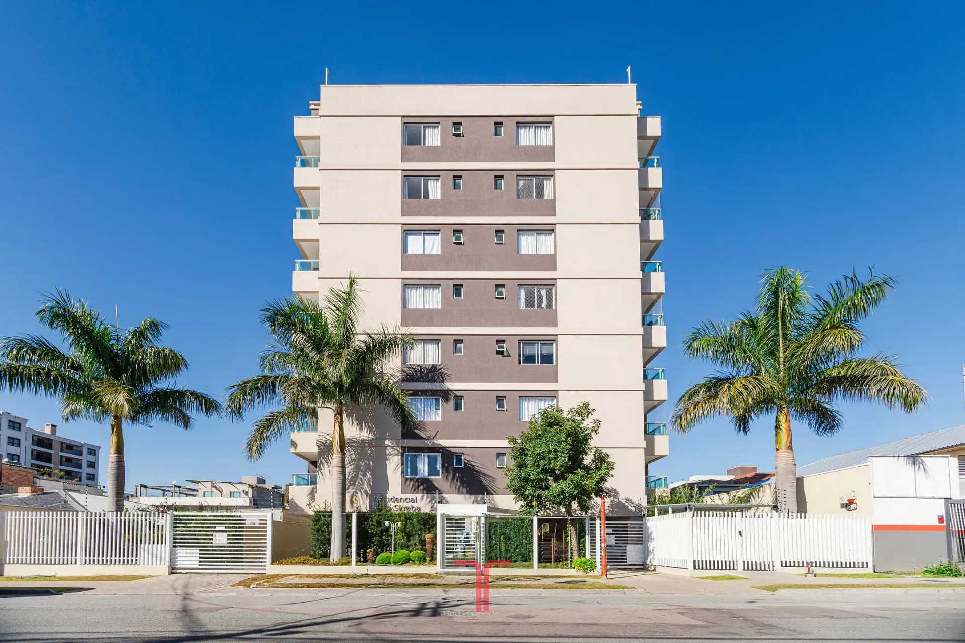 Furnished 1-bedroom apartment with 59 m² of space — photo 35