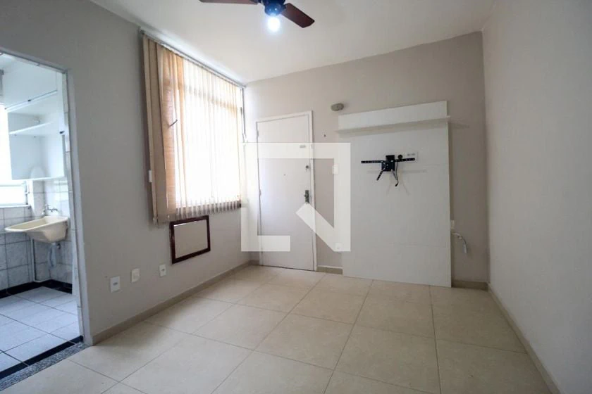 Apartamento sin amueblar de 1 dormitorio y balcón — photo 5