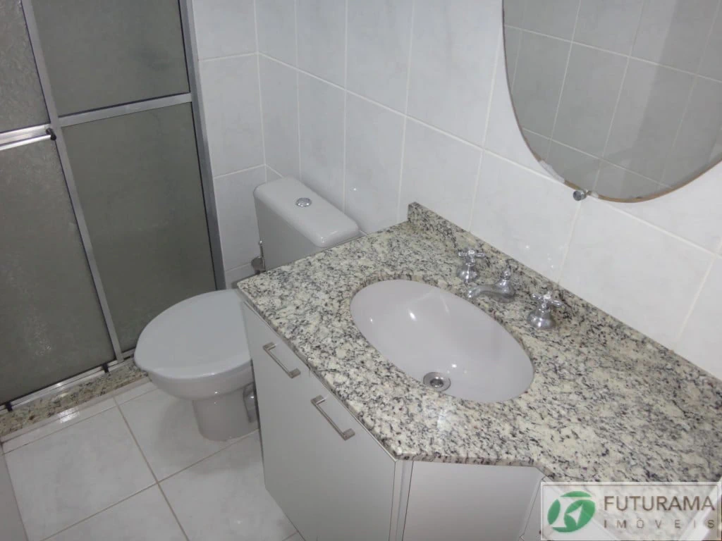 Apartment, 123 m², with wood or laminate floors — photo 15