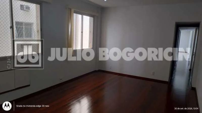 Apartment on the 2nd floor with wood or laminate floors — photo 22