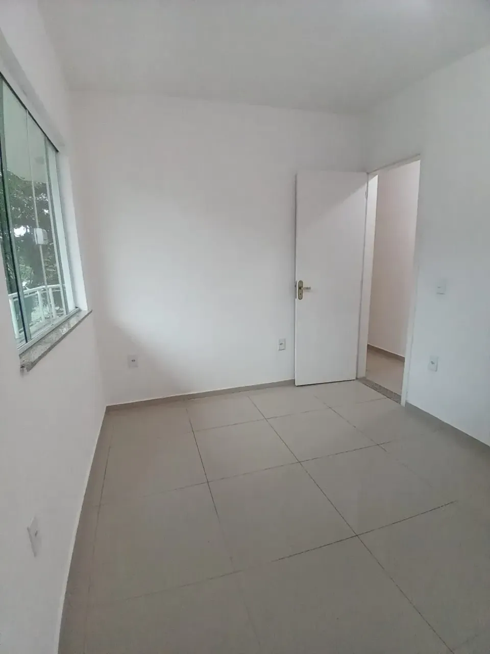 2-bedroom apartment with 1 parking space and 1 bath — photo 15