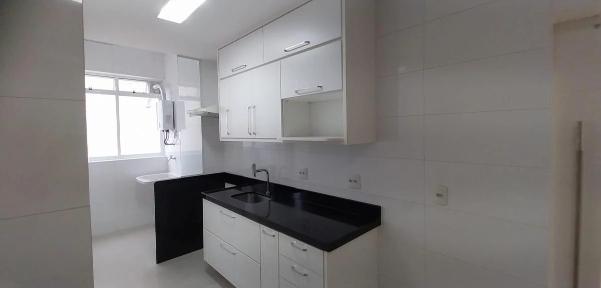 2-bedroom apartment with a mountain view — photo 19