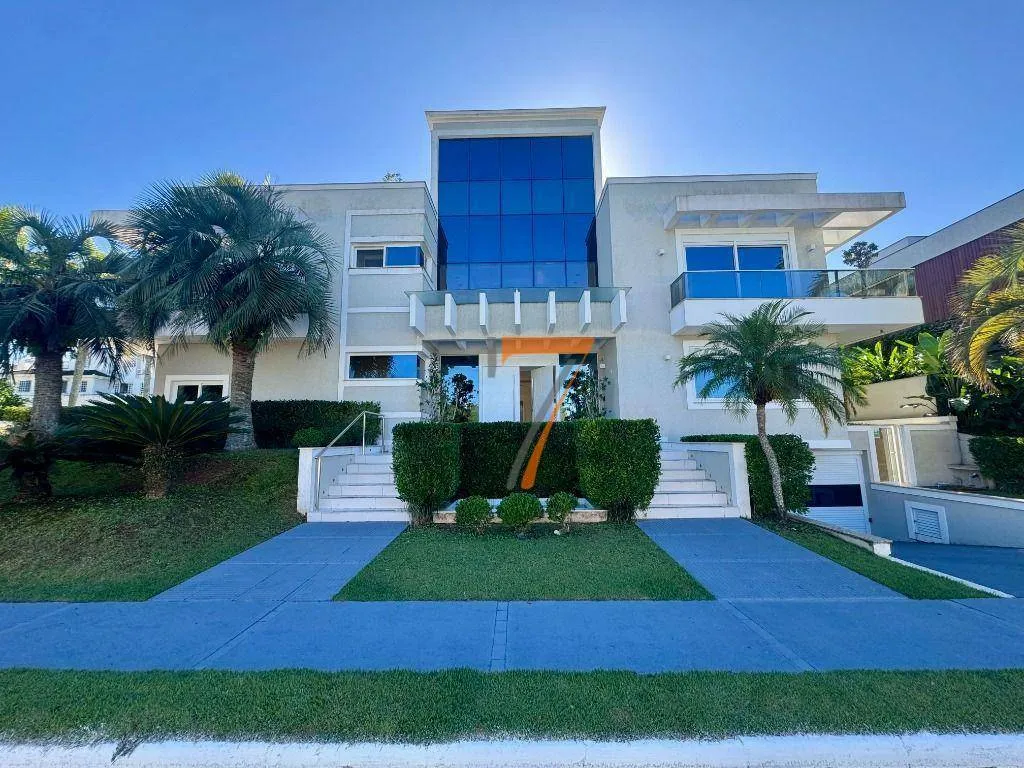 Furnished house with 8 bedrooms and 11 bathrooms — photo 9