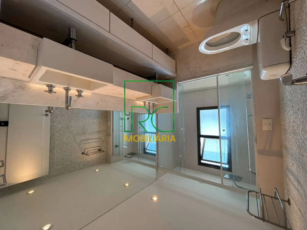 4 quartos e janelas do piso ao teto: apartamento de 174 m² — photo 46