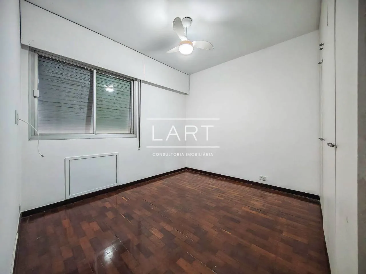 Apartment on the 8th floor with a water view — photo 11