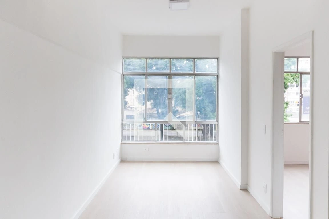 Apartamento de 2 quartos com varanda envidraçada — photo 3