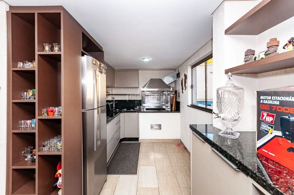 Furnished house with 4 bedrooms across 1167 m² and 8 spots — photo 90