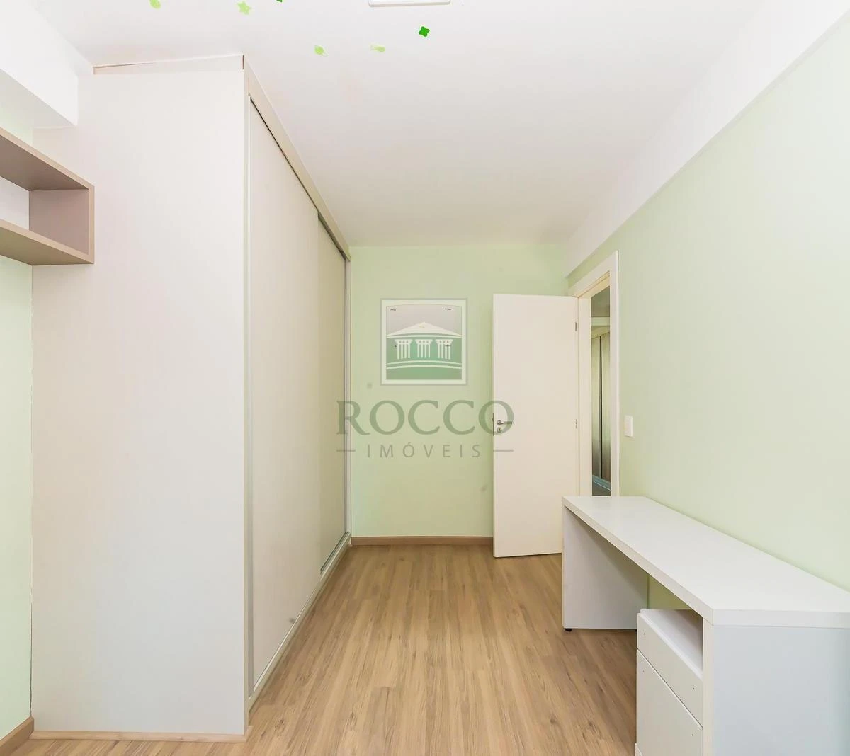 3-bedroom house with a bathtub — photo 19