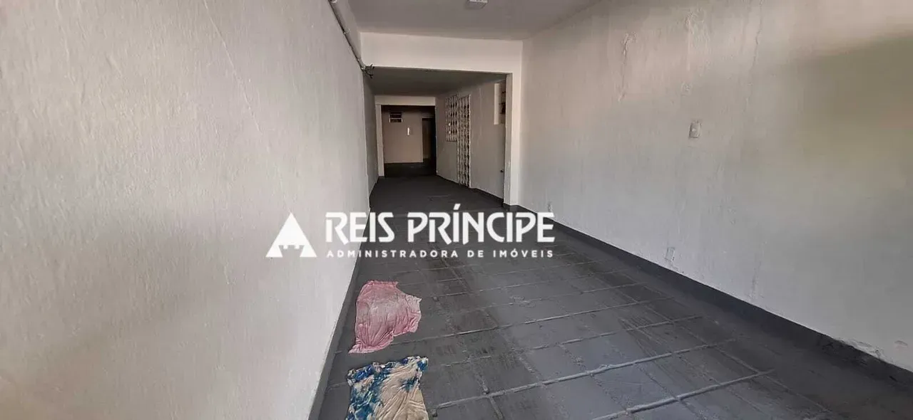 Unfurnished 200 m² house with 5 bedrooms and a balcony — photo 19