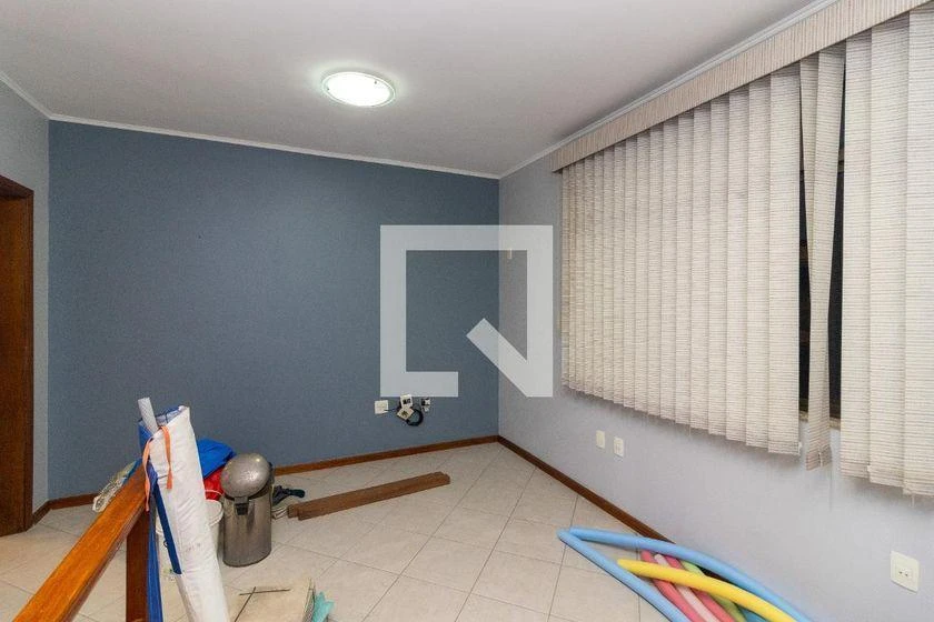 Квартира 244 м² с 4 спальнями и отдельной кухней — photo 33
