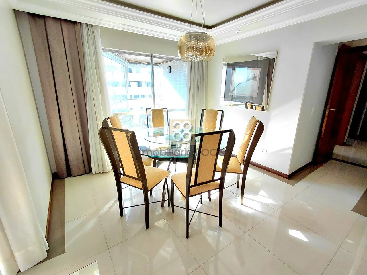 3-bedroom apartment with 150 m² and 1 en-suite bathroom — photo 6