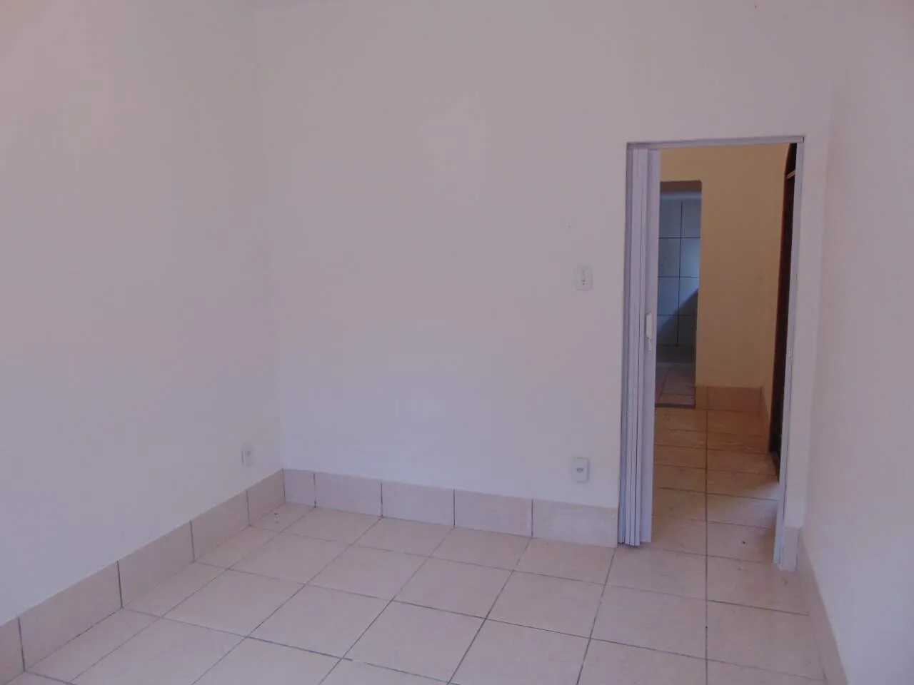 Нежитлова квартира? Ні: будинок без меблів з 1 спальнею — photo 8
