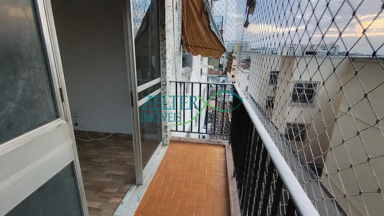 Apartamento com 2 quartos e varanda — photo 12