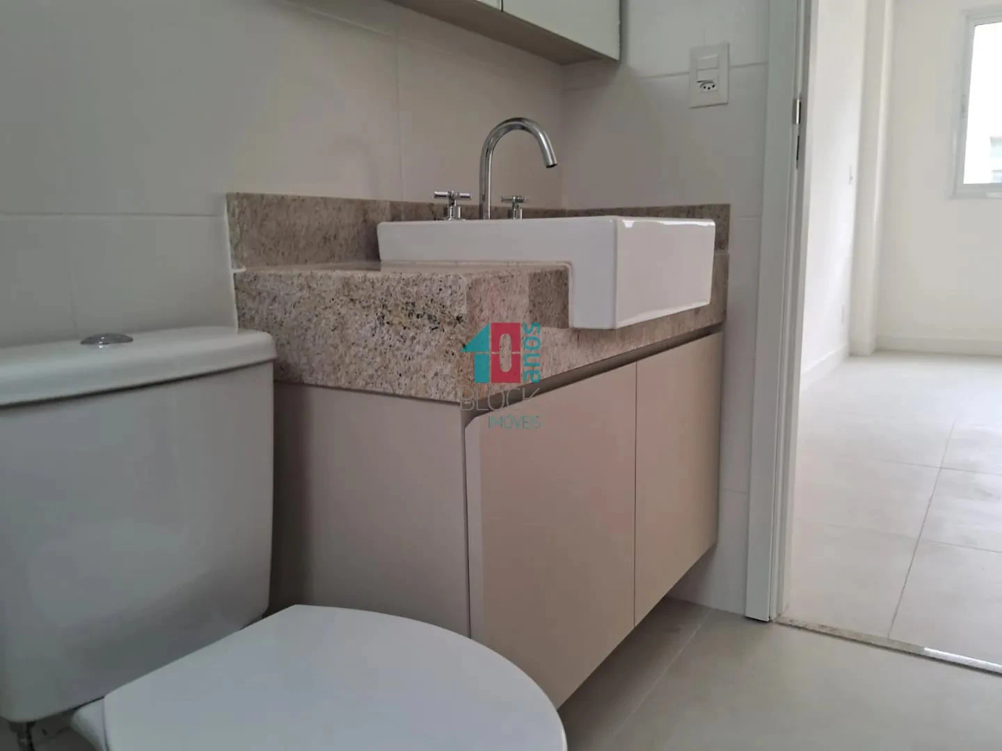 Квартира: 3 спальні, 1 з власною ванною кімнатою, 84 м² — photo 10