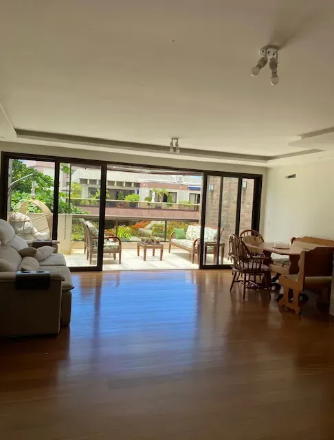 Furnished duplex penthouse with 3 bedrooms and 290 m² — photo 22