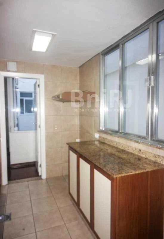 2-bedroom apartment with a home office in Rio de Janeiro — photo 11