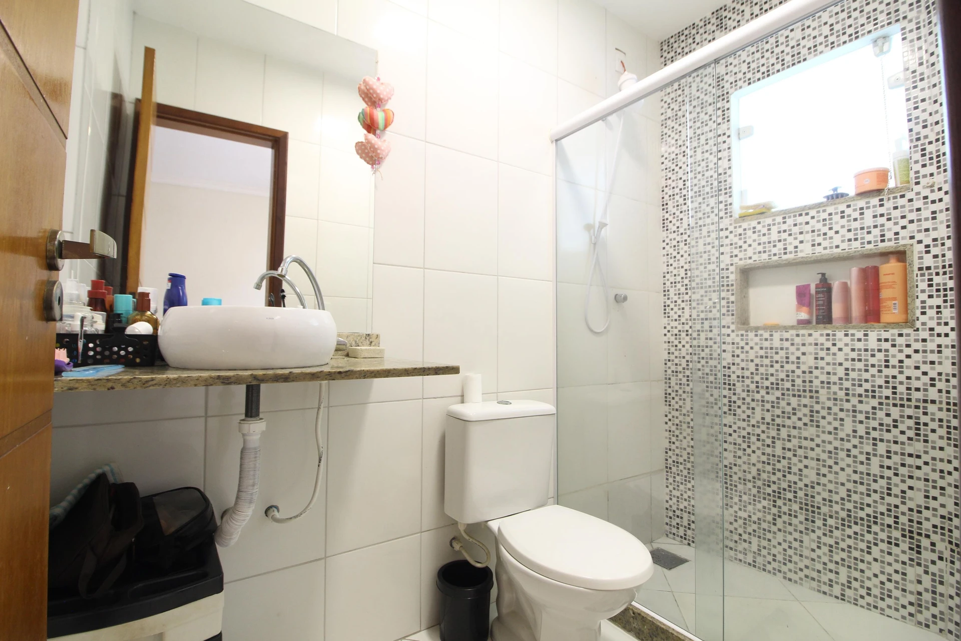 Rental apartment with 3 en-suite bedrooms and balcony — photo 20