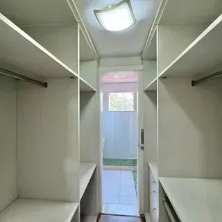 6 quartos e espaço de home office: casa de 550 m² — photo 46