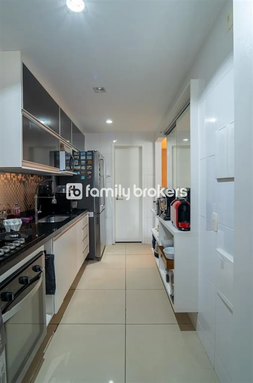 2 quartos e varanda envidraçada: apartamento de 86 m² — photo 4