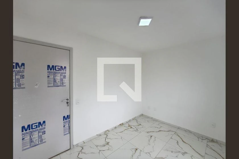 2-bedroom apartment with closed kitchen and parking — photo 34