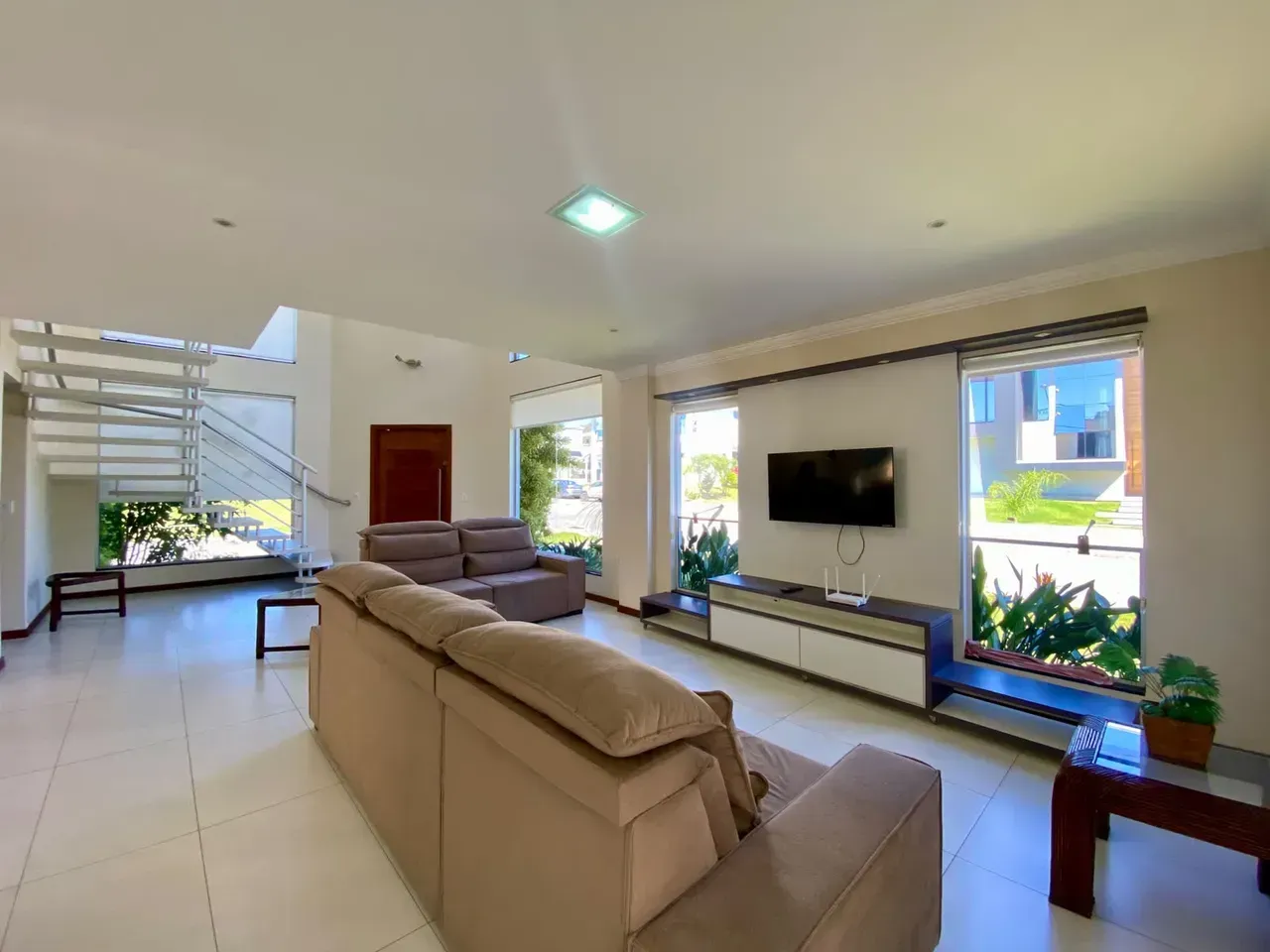 Washing machine in a 4-bedroom house, 223 m² — photo 3