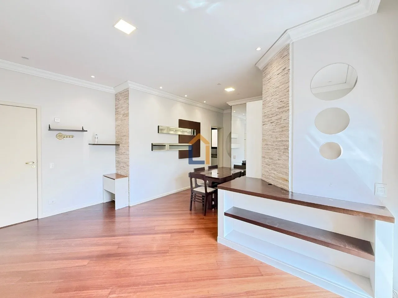 3-bedroom apartment with a washing machine in Curitiba — photo 63