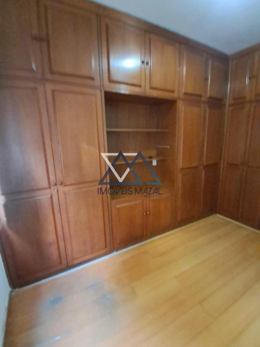 3-bedroom apartment with a walk-in closet in Rio de Janeiro — photo 8