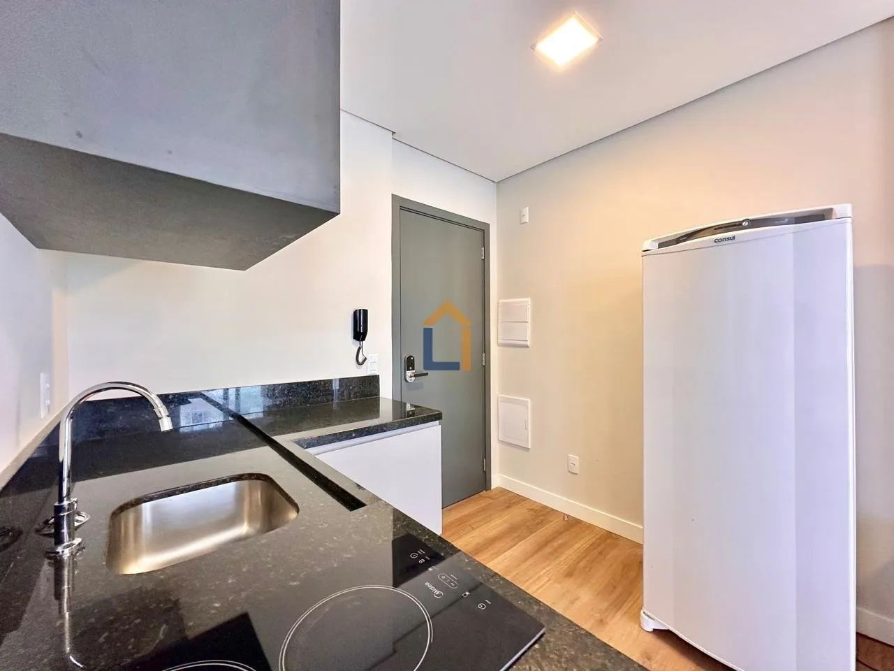 Furnished apartment with 1 en-suite bedroom and 30 m² — photo 7