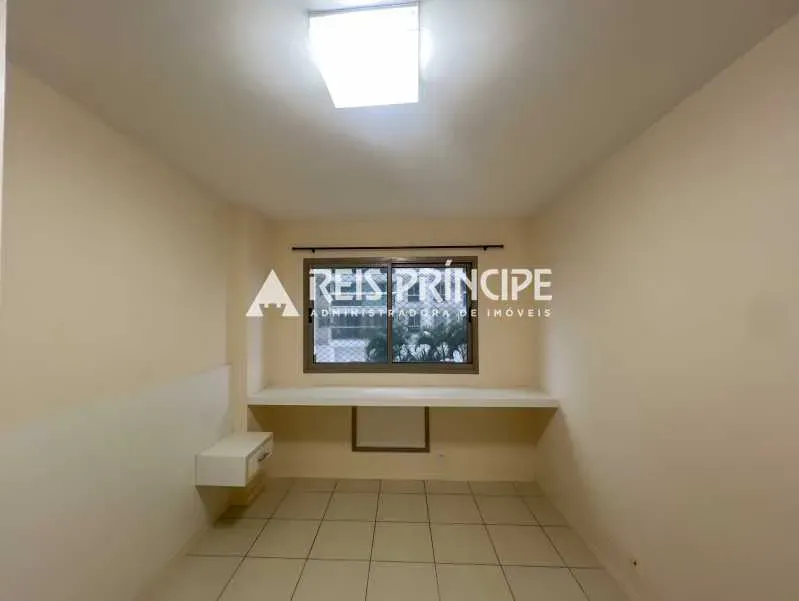 2-bedroom apartment with 1 en-suite and balcony — photo 10