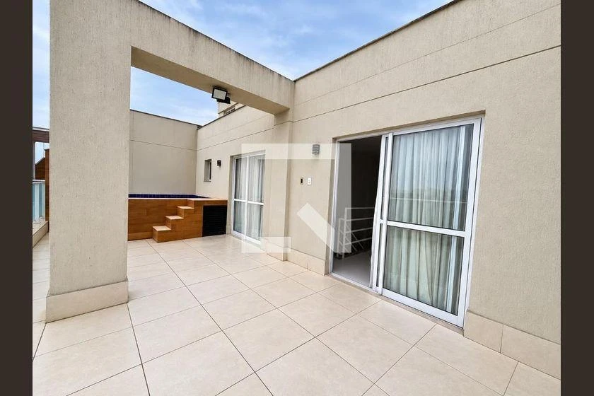 Furnished apartment, 148 m², with a glass-enclosed balcony — photo 3