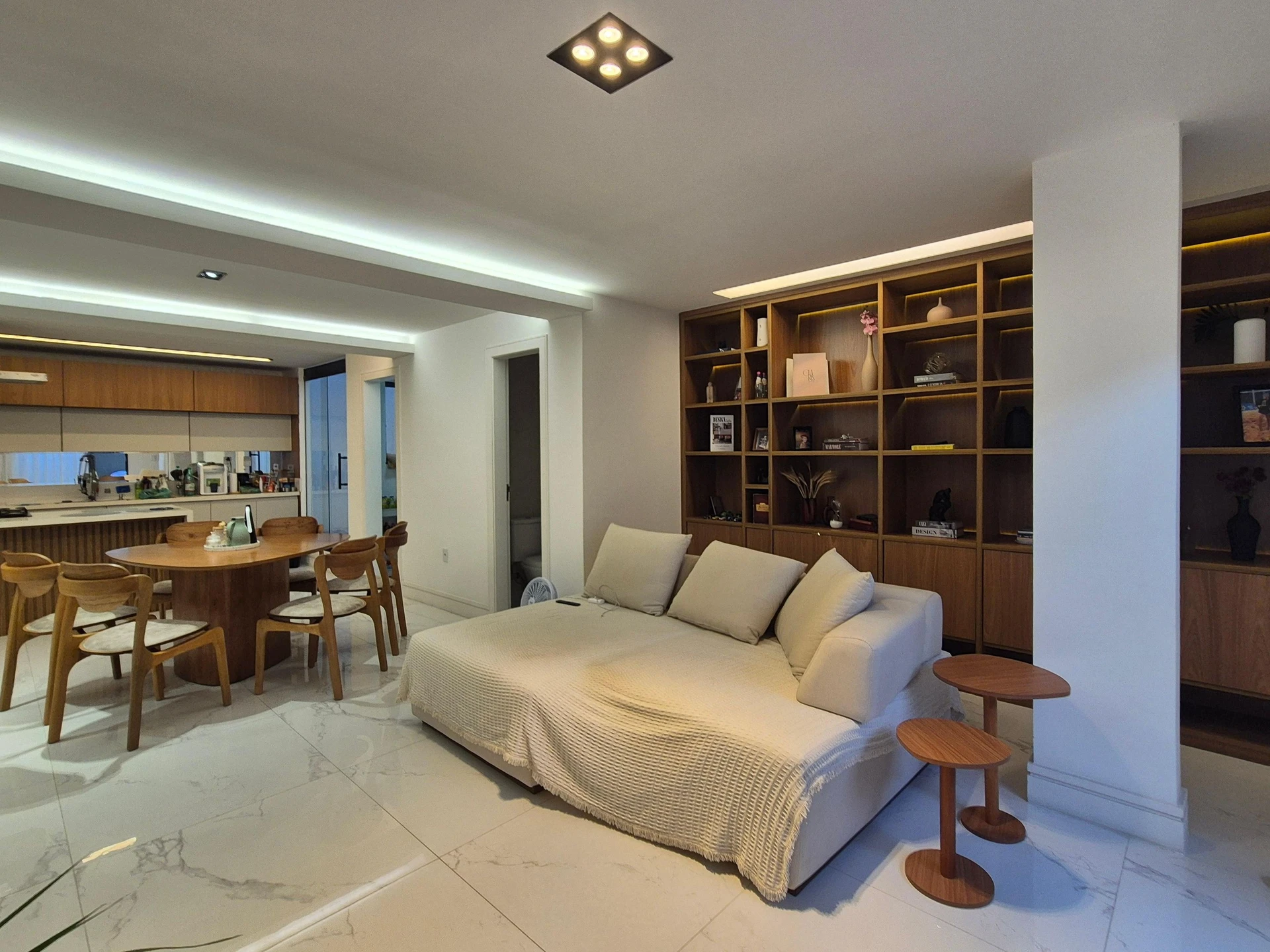 Furnished house with 4 bedrooms and 1 en-suite