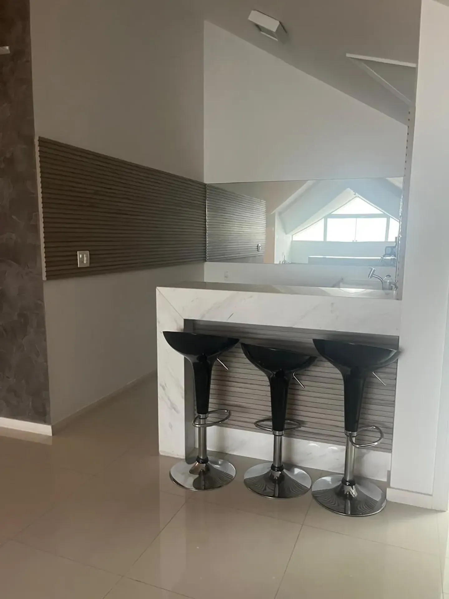 Furnished house with 5 en-suite bedrooms and 630 m² — photo 77