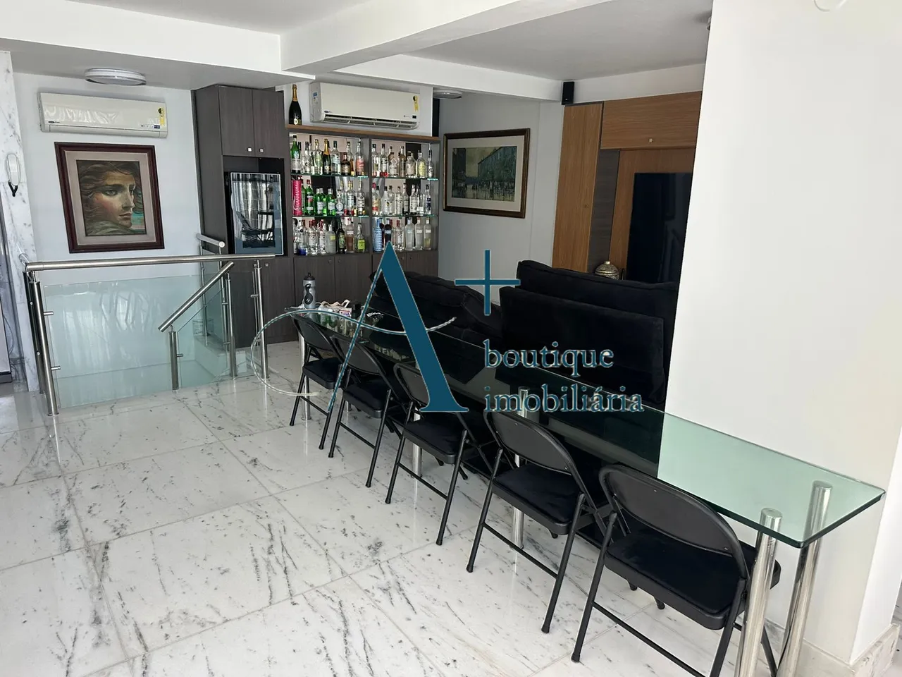 Triplex penthouse with 3 bedrooms and 3 bathrooms — photo 14