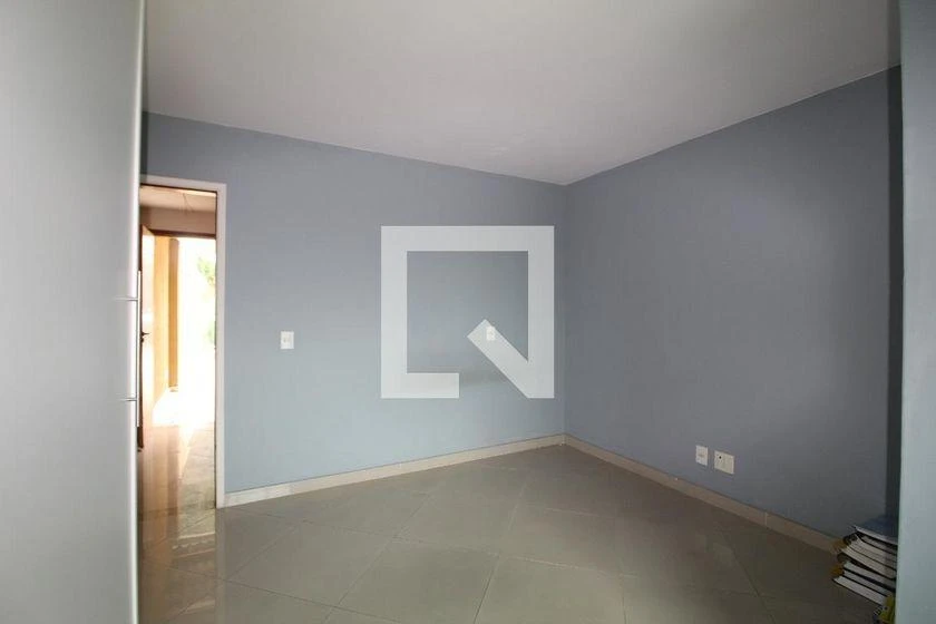 200 m² apartment with 3 en-suite bedrooms and balcony — photo 25