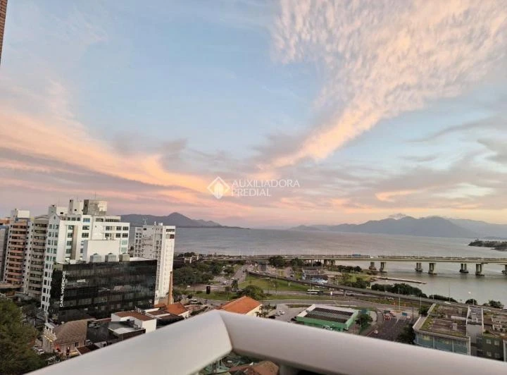 Apartamento de 2 suítes con 98 m² y 1 plaza — photo 7