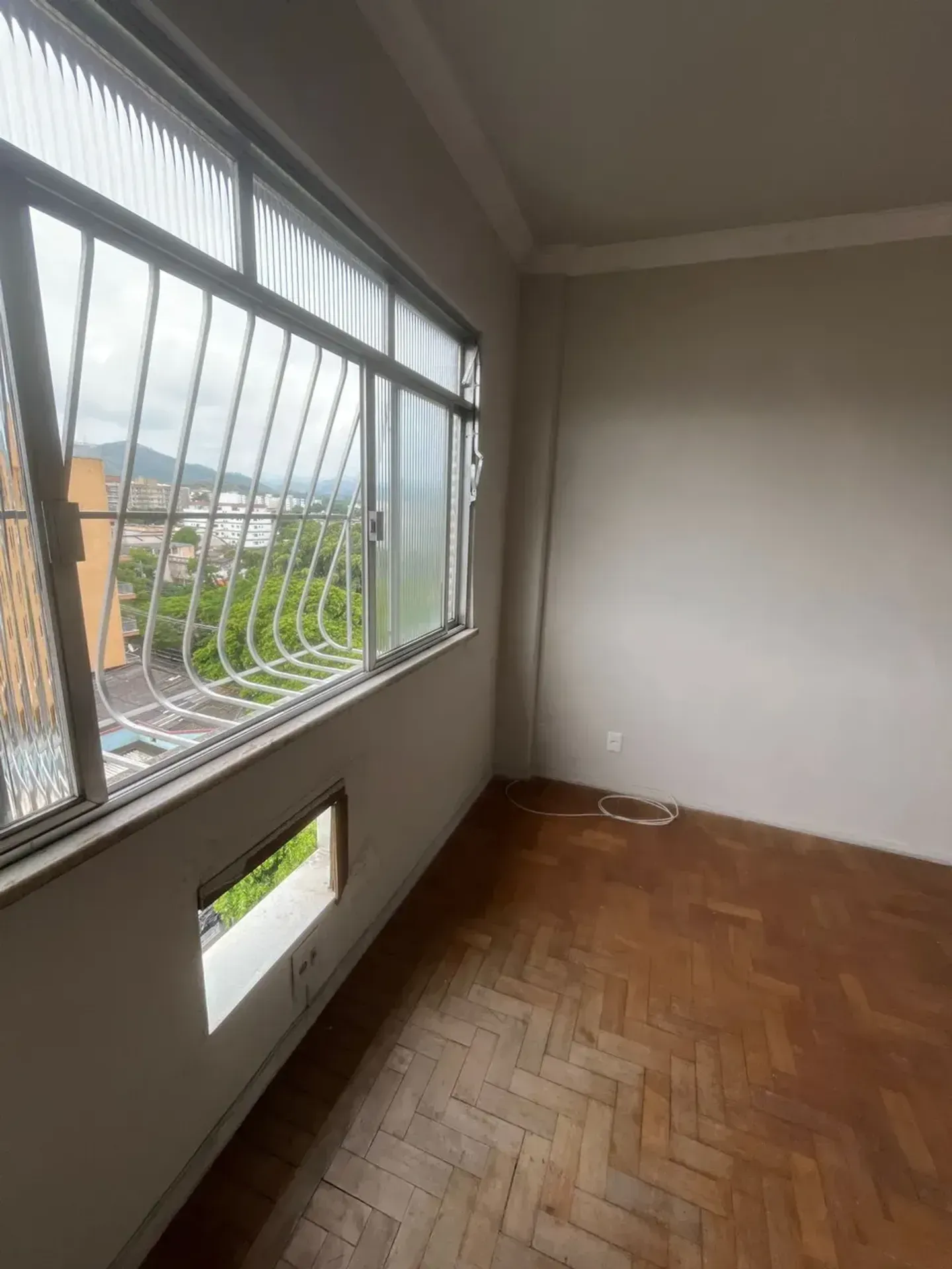 Apartamento sem mobília com 2 quartos e cozinha a gás — photo 23
