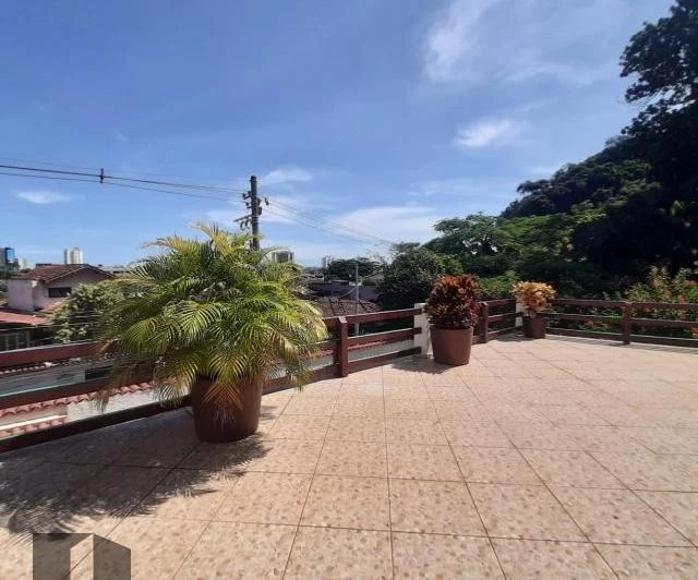 Casa 493 m² com 4 quartos e churrasqueira na varanda — photo 6