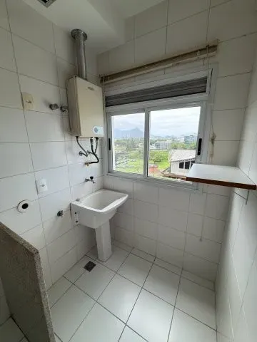 Apartment, 73 m², with a glass-enclosed balcony — photo 5