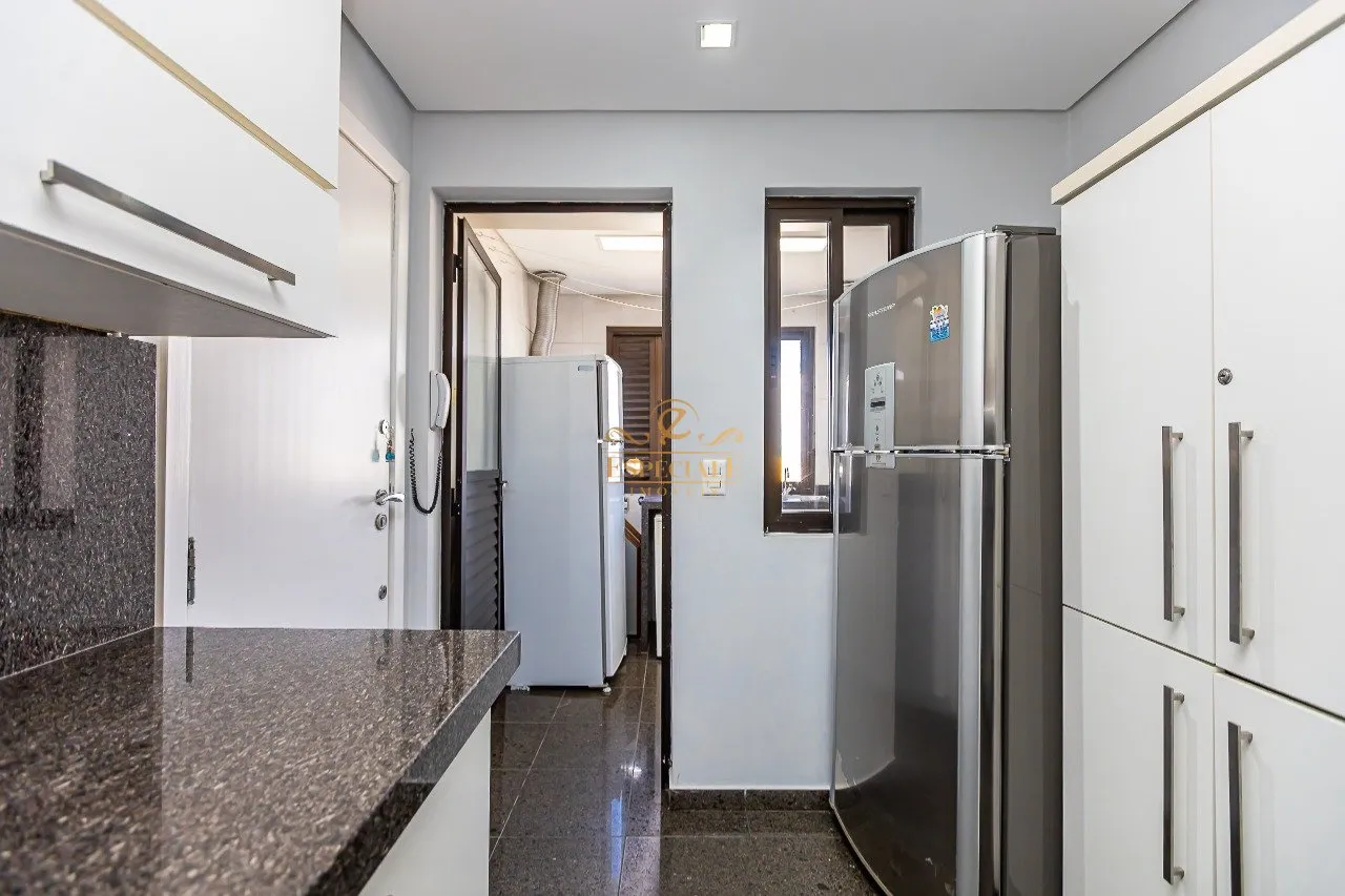 Furnished triplex penthouse with 4 en-suite bedrooms — photo 32