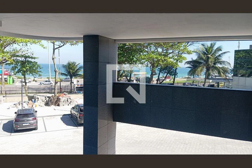 Furnished 2-bedroom apartment with view in 72 m² — photo 37