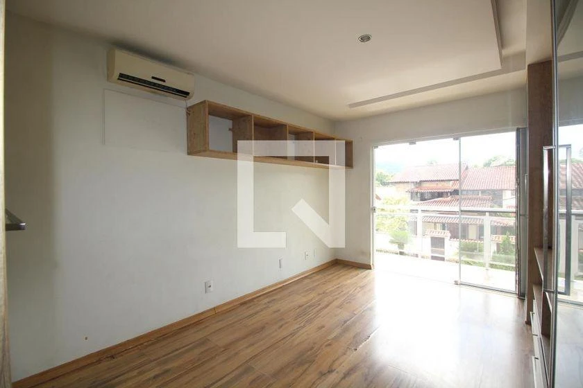 6-bedroom house with 4 en-suite suites and 600 m² — photo 6