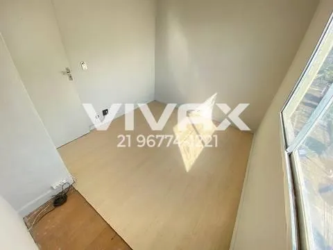Apartment, 64 m², with wood or laminate floors — photo 14