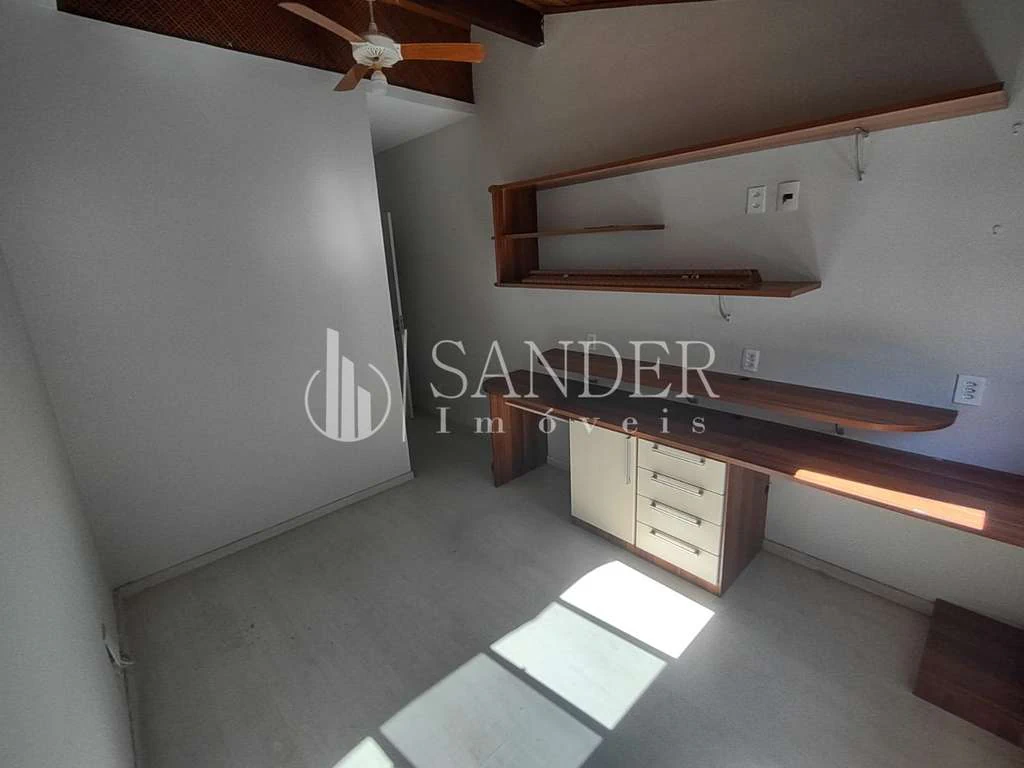 Penthouse with 4 bedrooms and 180 m² with terrace — photo 5