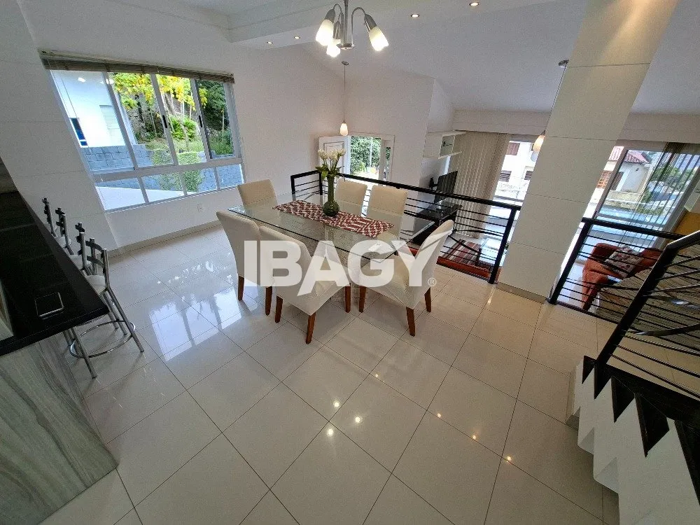 Furnished house with 3 bedrooms and a spacious balcony — photo 14