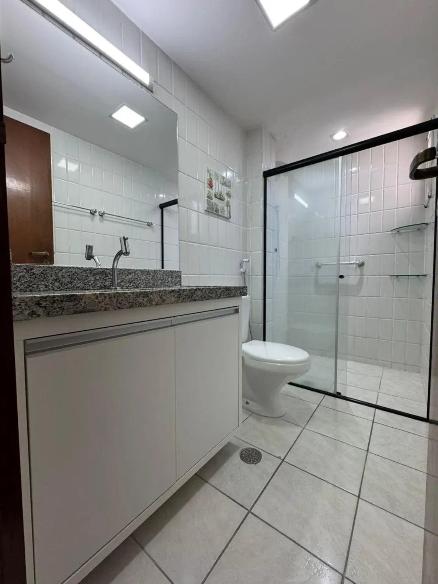 127 m² apartment with a separate kitchen and 3 bedrooms — photo 30
