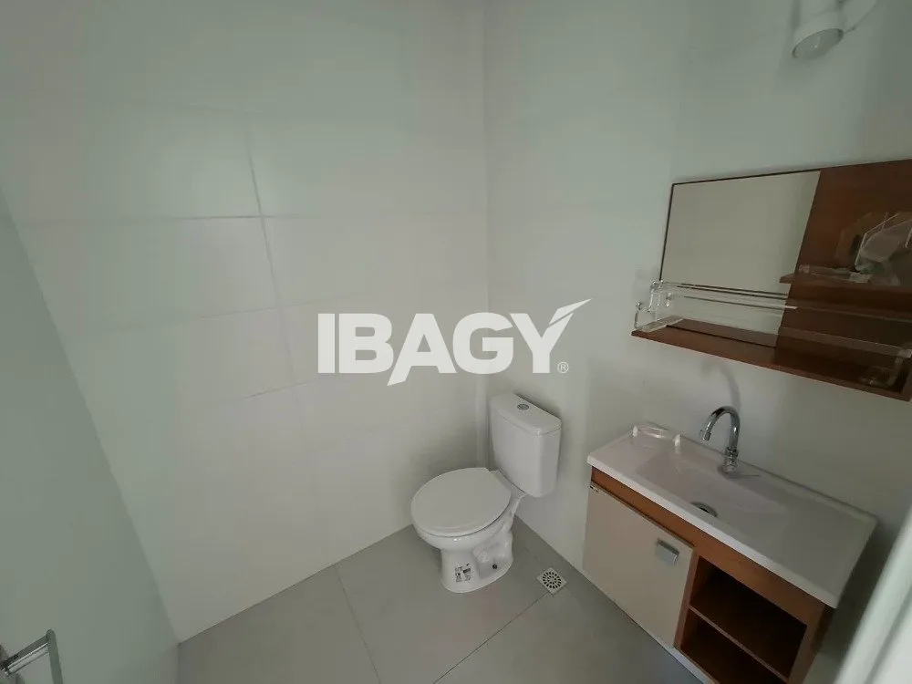 2-bedroom house with a washing machine — photo 10