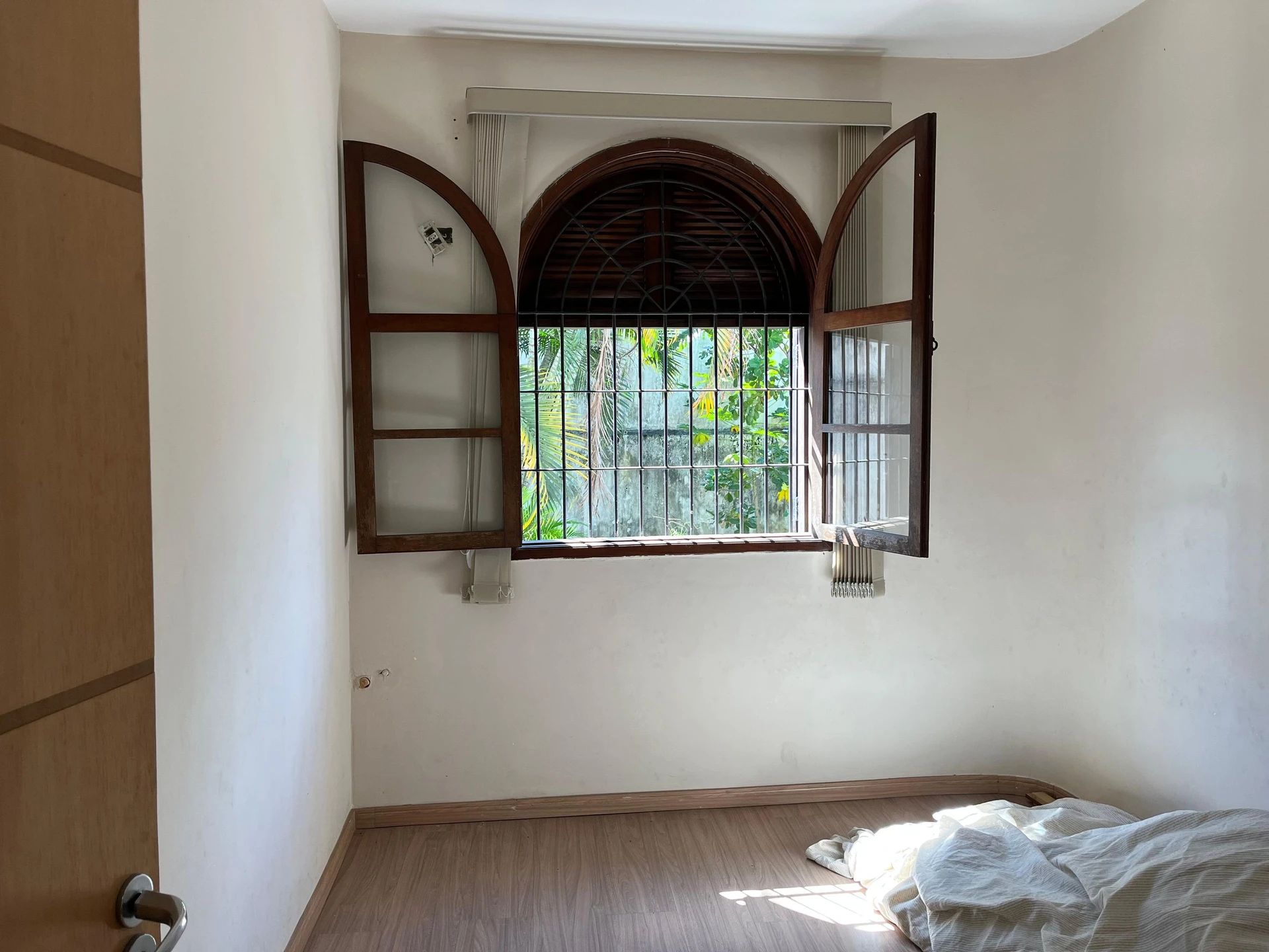 Casa sem mobília com 4 suítes e 7 banheiros — photo 10