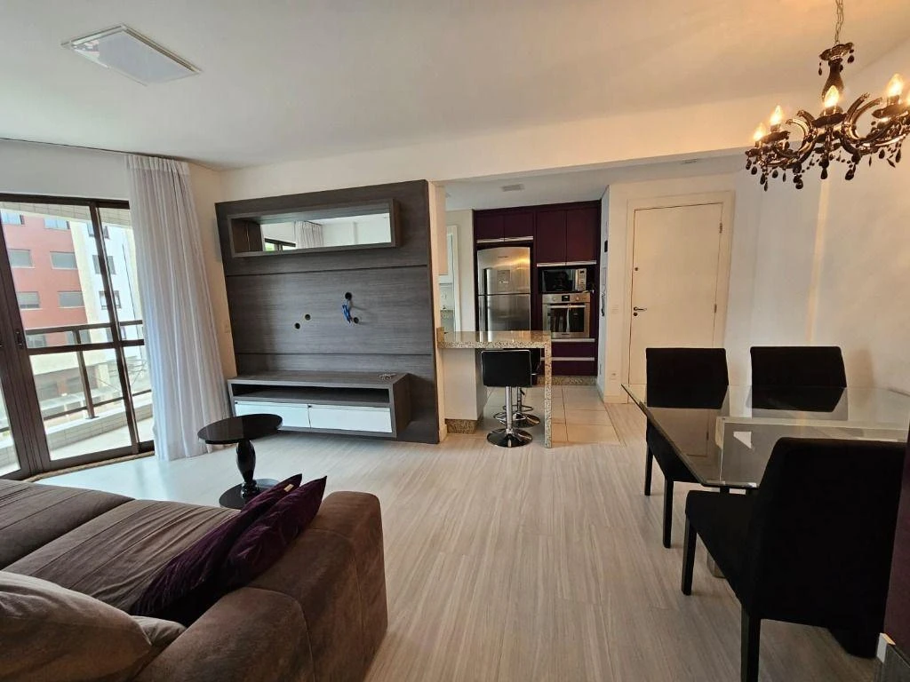 3-bedroom apartment with a park view — photo 3